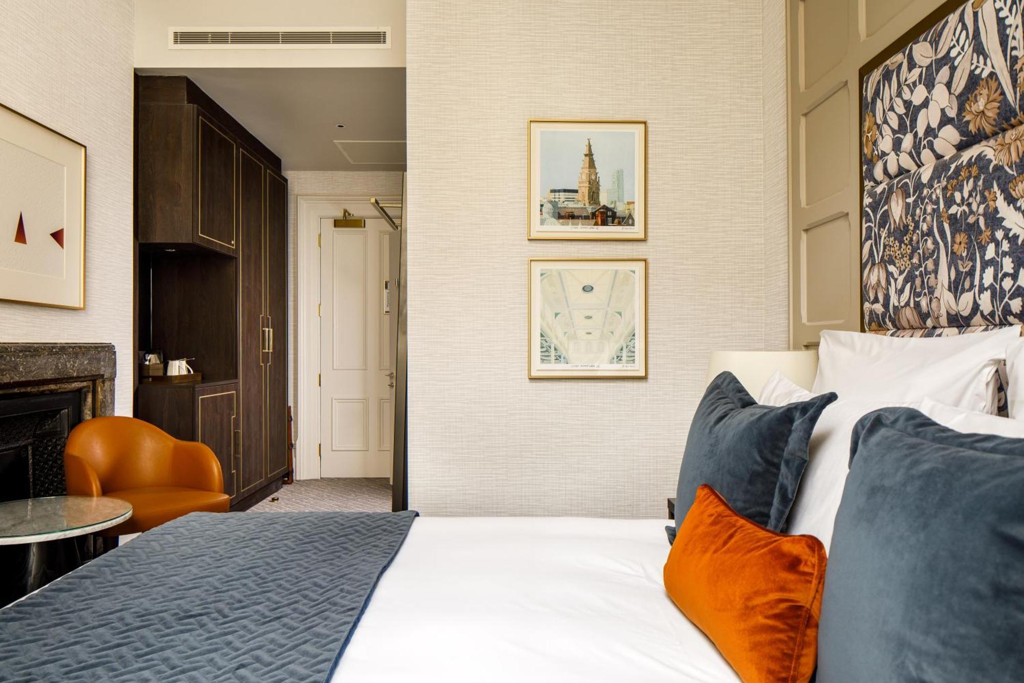 The Municipal Hotel Liverpool - Mgallery エクステリア 写真 A bedroom at the hotel